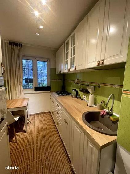 Apartament cu 3 camere semidecomandat în Drumul Taberei