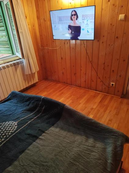 Casă cu 7 camere cu Teren 22000 Mp în Provița de Jos