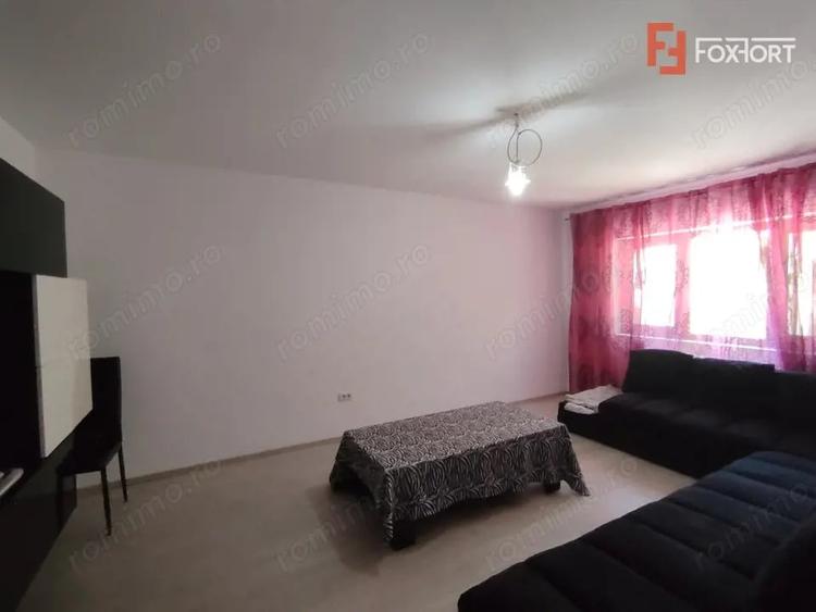 Apartament cu 3 camere decomandat, mobilat în Fabric