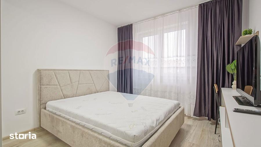 Apartament cu 2 camere decomandat, mobilat în Tractorul