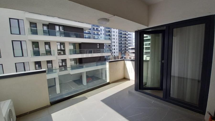 Apartament cu 2 camere semidecomandat, mobilat în Central