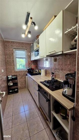 Apartament cu 2 camere decomandat în Albești