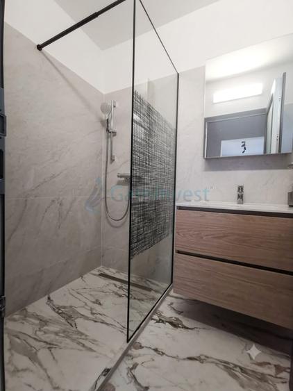 Apartament cu 4 camere decomandat, mobilat în Iosia