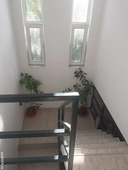 Casă cu 6 camere cu Teren 3200 Mp în Toporu