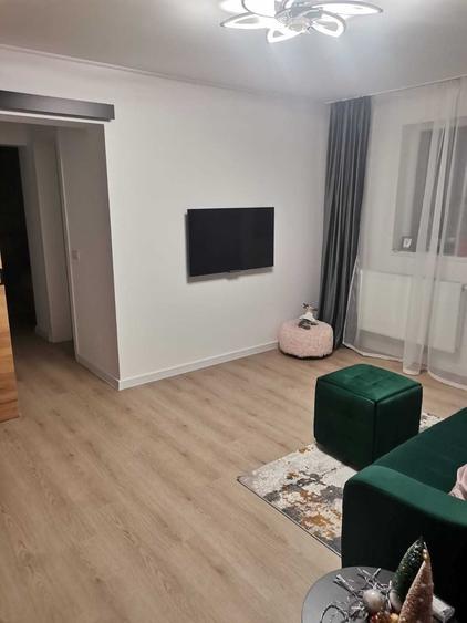 Apartament cu 2 camere semidecomandat în Central