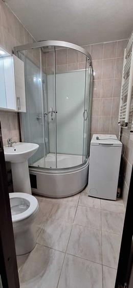Garsonieră semidecomandată în Carierei