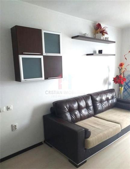 Apartament cu 3 camere decomandat, mobilat în Viziru 3