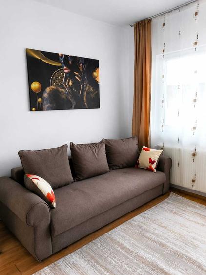 Apartament cu 2 camere decomandat în Zorilor