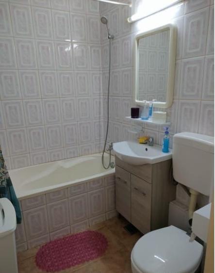Apartament cu 2 camere semidecomandat în Unirii