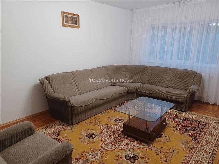 Obcini apartament 3 camere decomandat (3C-3167)