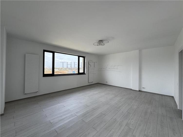 Casă individuală cu 8 camere cu Teren 1000 Mp în Pipera