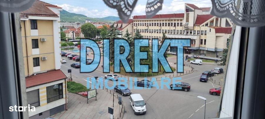 Apartament cu 2 camere decomandat în Independenței