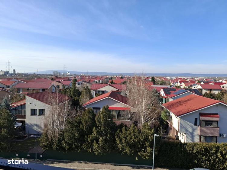 Apartament cu 3 camere decomandat în Orizont
