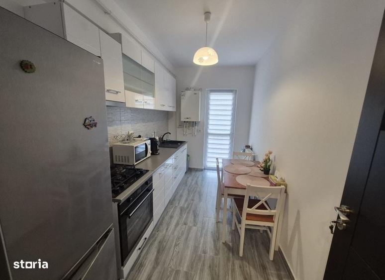 Apartament cu 3 camere în Rediu