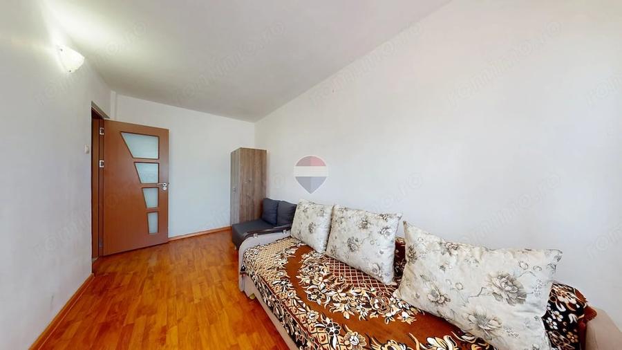 Apartament cu 2 camere decomandat în Noua