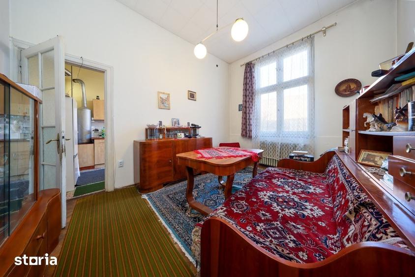 Apartament cu 3 camere în Centrul Istoric