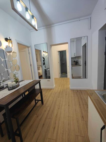 Apartament cu 3 camere decomandat în Tătărași