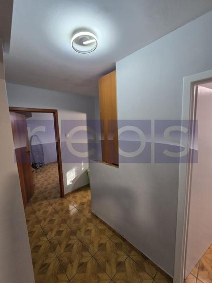 Apartament cu 3 camere decomandat în Dristor