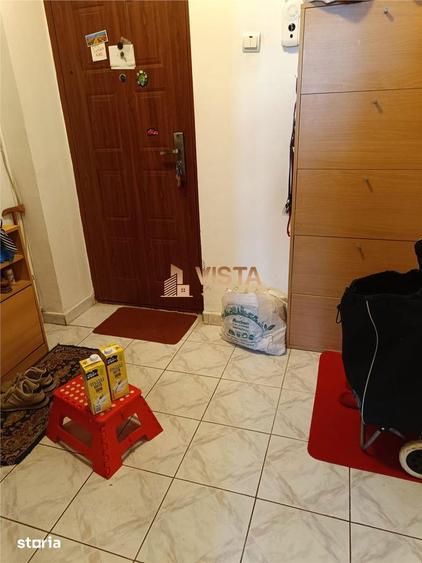 Apartament cu 3 camere în Astra