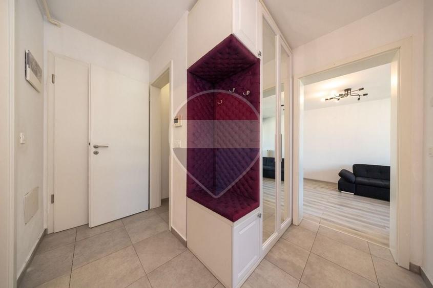 Apartament cu 2 camere decomandat, mobilat în Tractorul