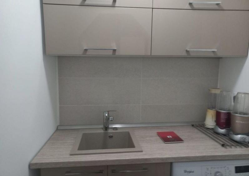 Garsonieră decomandată în Exterior Vest