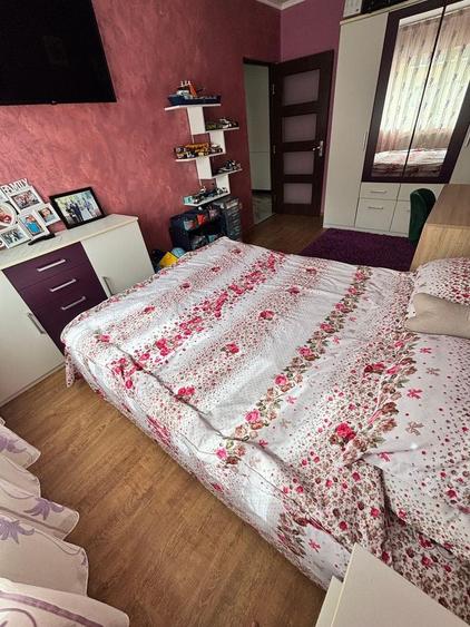 Apartament cu 2 camere decomandat în Florești