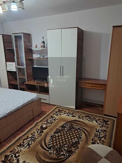 Garsonieră decomandată, mobilată în Giurgiului