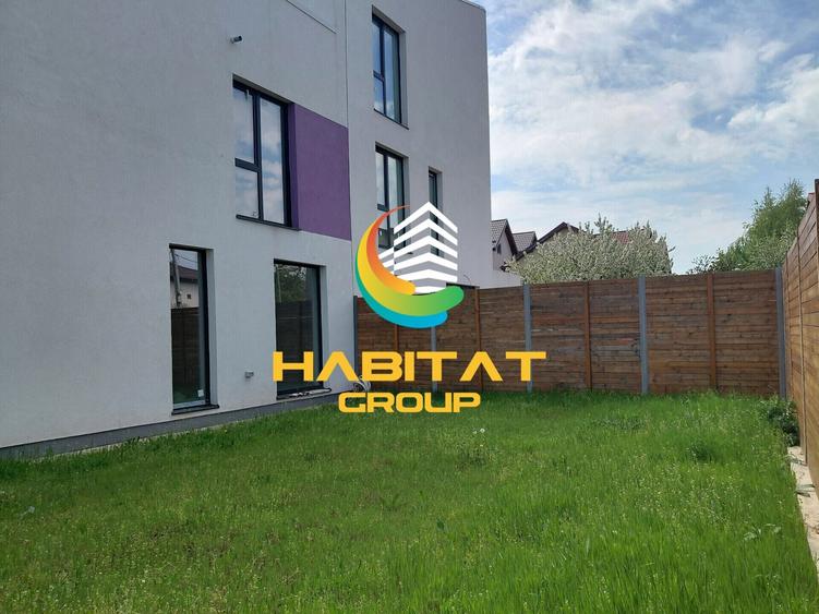 Apartament cu 5 camere decomandat în Est