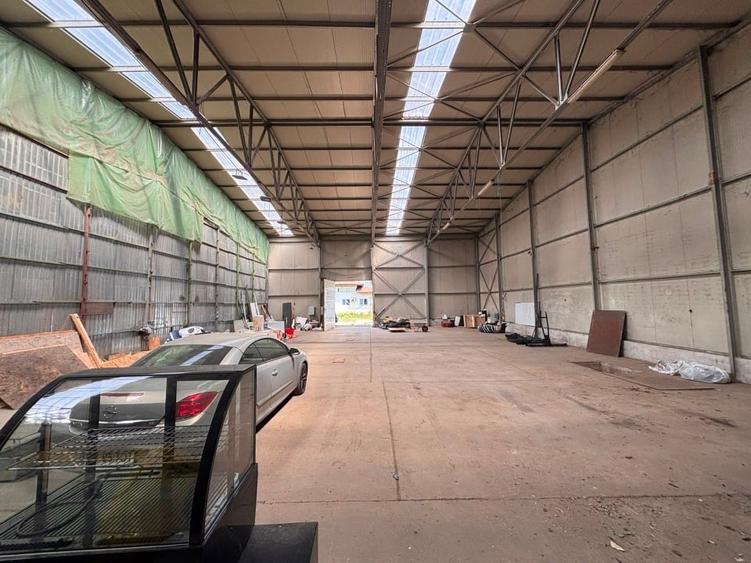 Spațiu industrial, de 480 mp, în Central