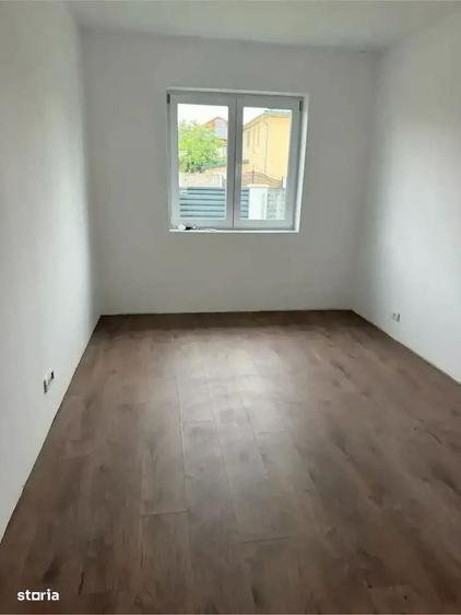 Casă cu 3 camere în Dudeștii Noi