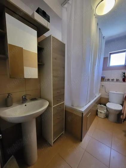 Apartament cu 3 camere, mobilat în Giroc