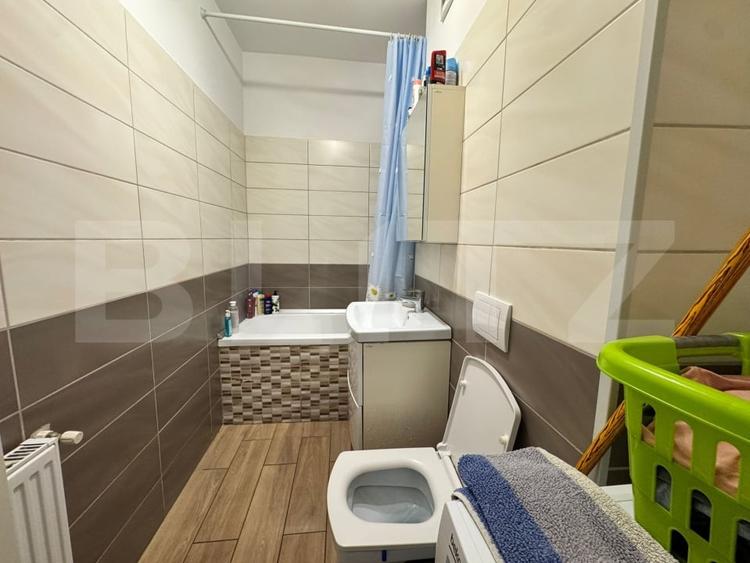 Apartament cu 2 camere decomandat, mobilat în Tractorul