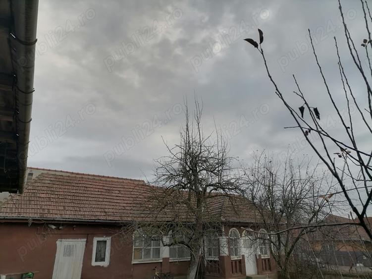 Casă cu 5 camere cu Teren 470 Mp în Mureșeni