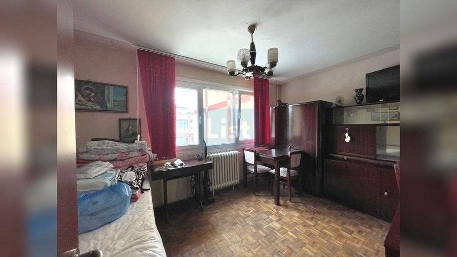 Apartament cu 2 camere semidecomandat în Micro III