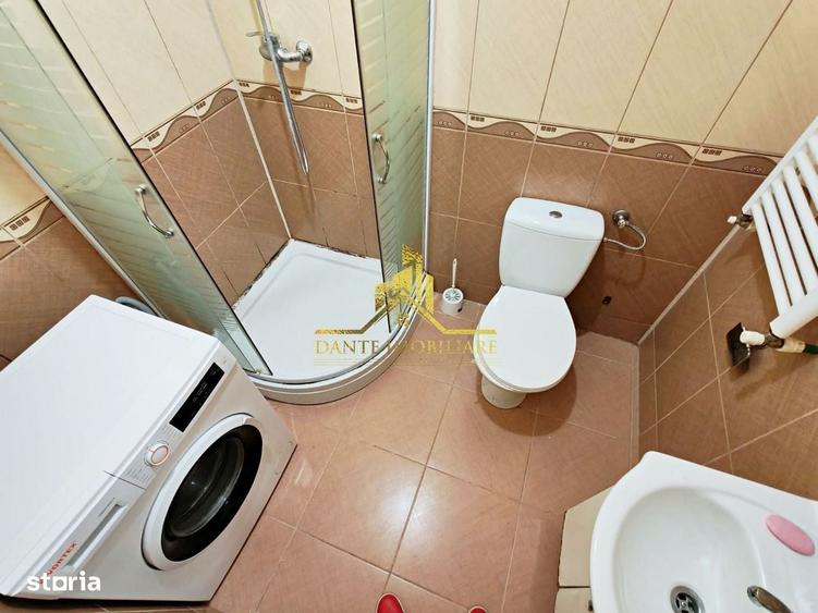 Garsonieră decomandată în Borhanci