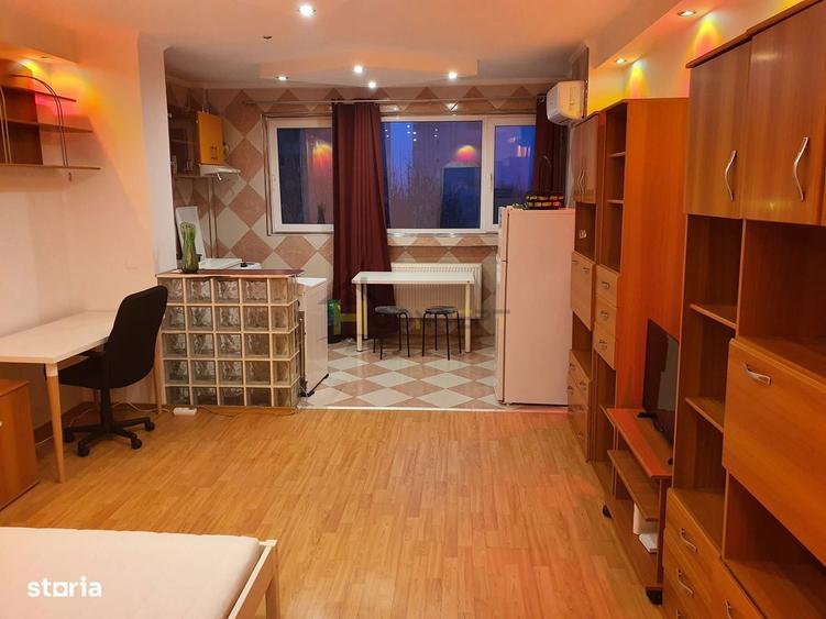 Garsoniera de vanzare mobilata utilata disponibila imediat - 1