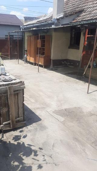 Casă cu 3 camere cu Teren 200 Mp în Periam