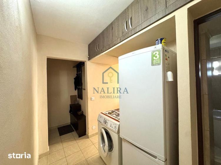 Apartament 2 camere de vanzare - etaj 1 - - 2
