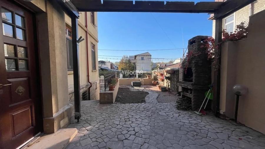 Vila zona Unirii Tineretului