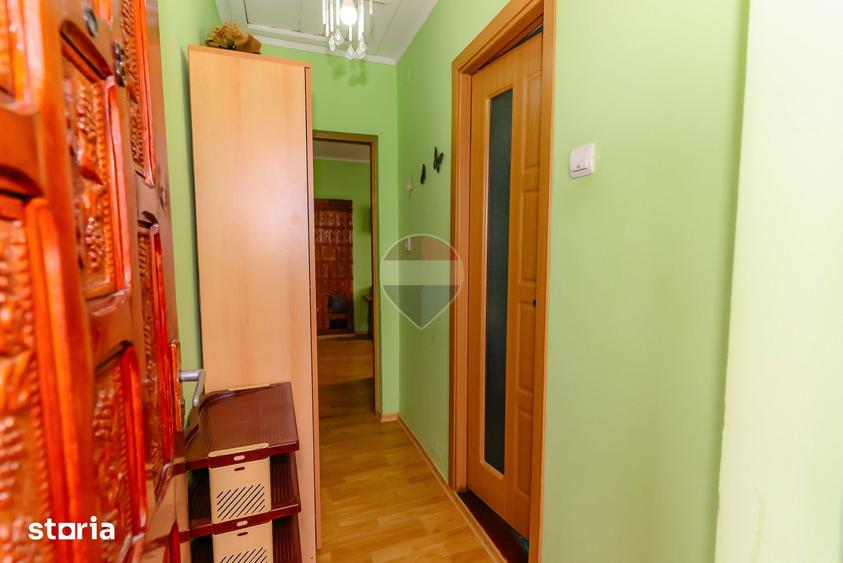 Apartament cu 2 camere semidecomandat în Oarja