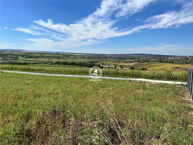 Teren de 834 mp, în Bârnova