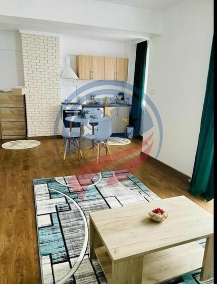 Apartament cu 2 camere semidecomandat, mobilat în Ultracentral