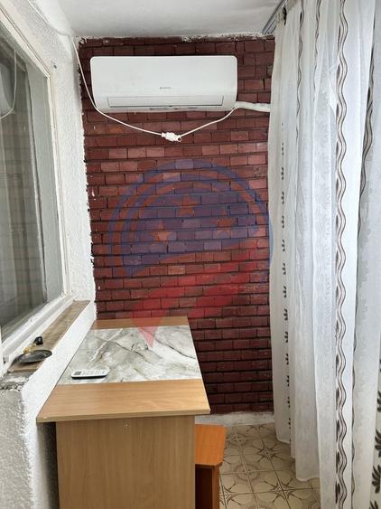 Garsonieră decomandată în Brazda lui Novac