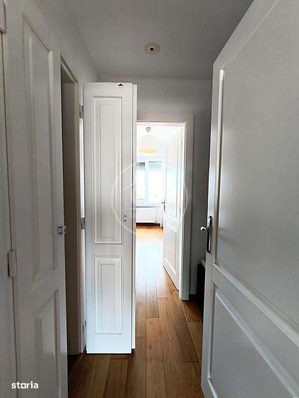 Apartament cu 4 camere decomandat în Ultracentral