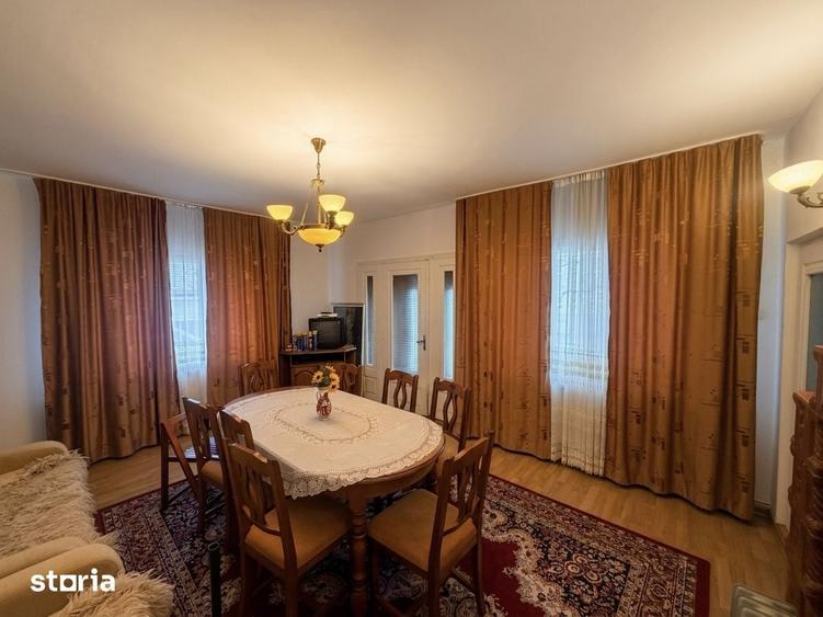 Casă cu 3 camere cu Teren 500 Mp în Agapia