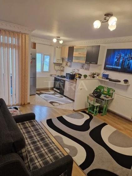 Apartament cu 3 camere semidecomandat, mobilat în Apahida