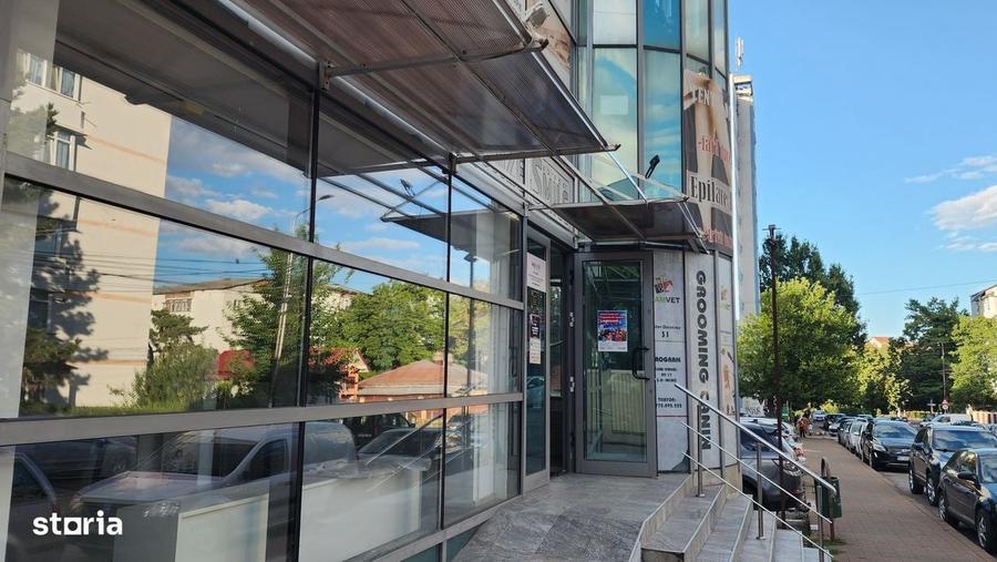 Spațiu comercial, de 50 mp, în Central