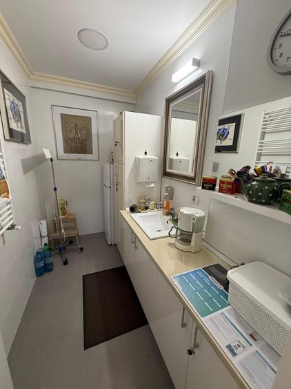 Apartament cu 4 camere decomandat în Aviației