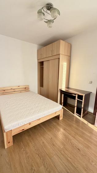 Apartament cu 2 camere semidecomandat în Florești
