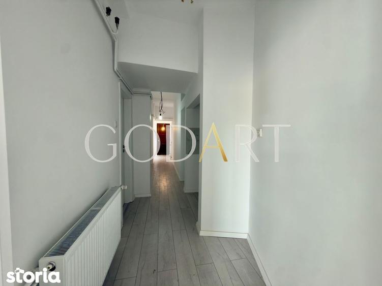 Apartament cu 6 camere în Moșilor